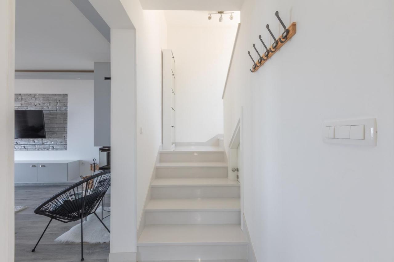 Luxury Holiday Home Dioniz Podgora Exterior foto
